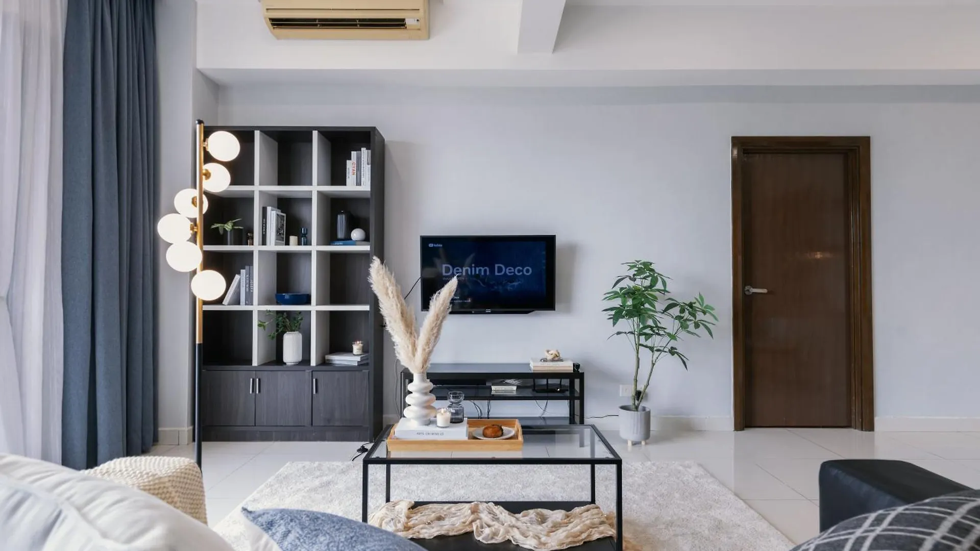 קואלה לומפור Naibnb In Regalia Residence מלזיה