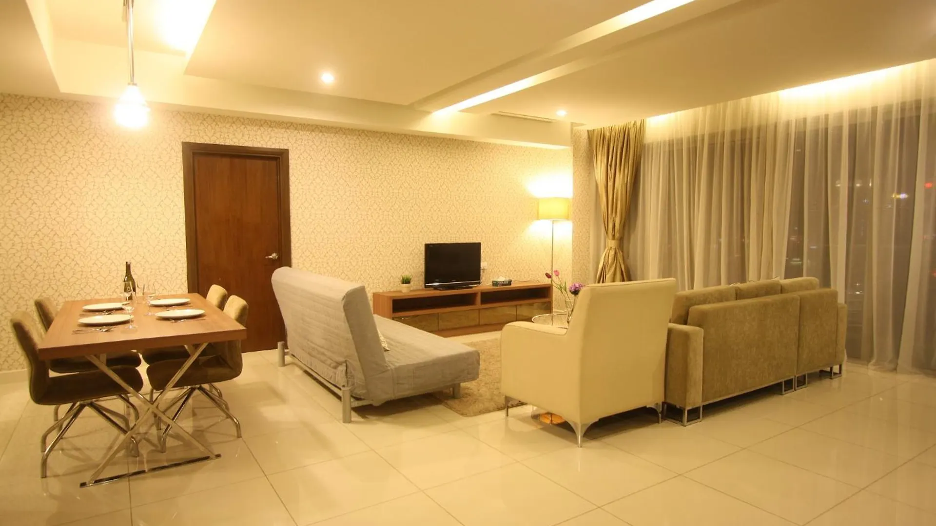 קואלה לומפור Naibnb In Regalia Residence דירה קואלה לומפור